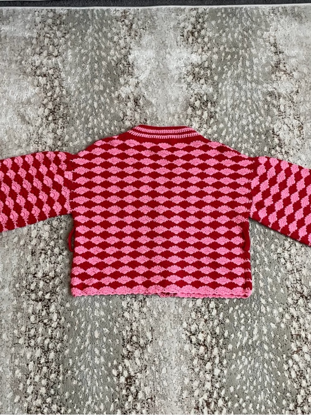 FARM Rio | Fan Stitch Crochet Cardigan - Picture 4 of 5